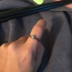 Pandora Ring Pink Stone Heart 4.5